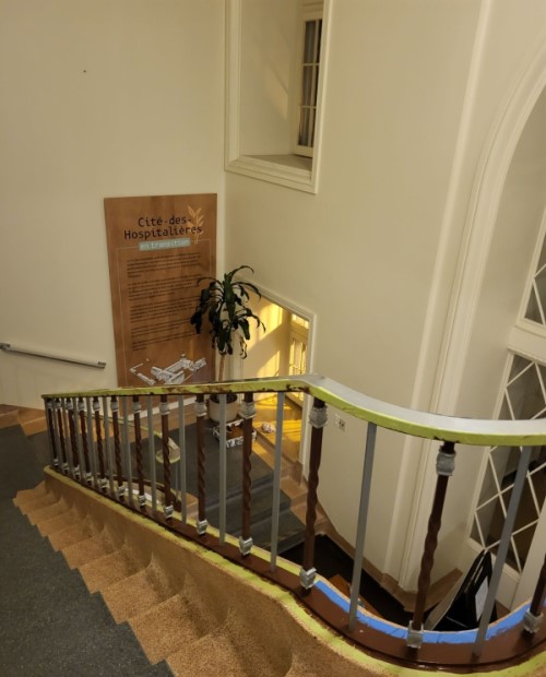 Institutional painting Montreal